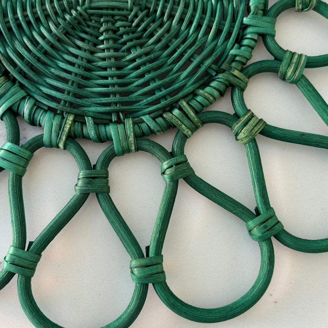 Sol Flora Green Rattan Placemat (Round) | D33cm Underplate