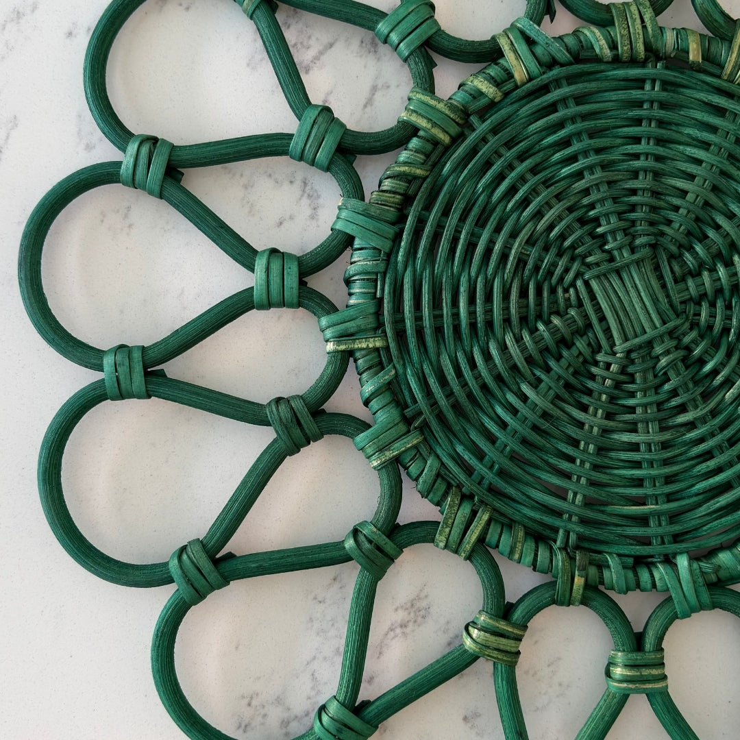 Sol Flora Green Rattan Placemat (Round) | D33cm Underplate
