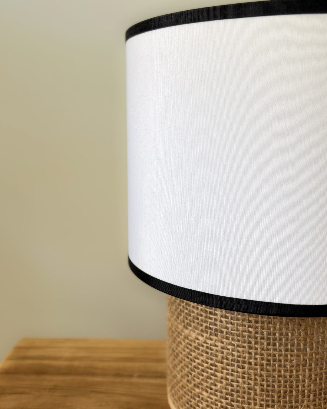 Tabata Noir Artisan Lamp | Sisal & White Cotton H22cm.