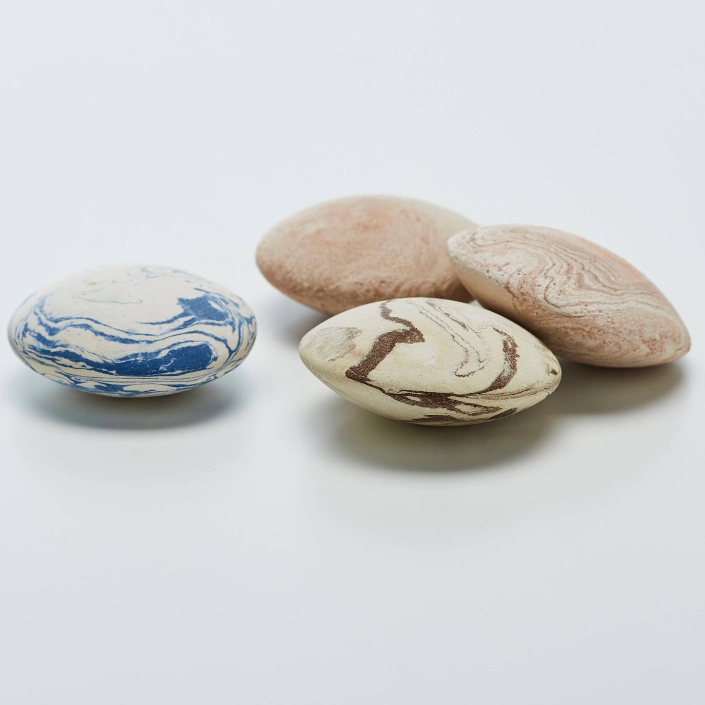 Scented oil diffuser, colored pebble Natural clay.