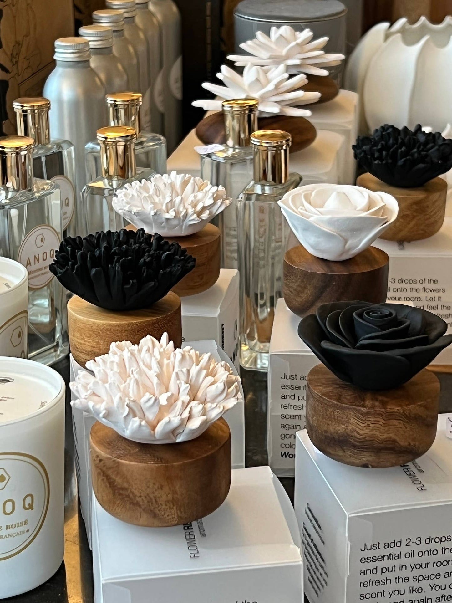 Porcelain Flower Carnation - Fragrance diffuser