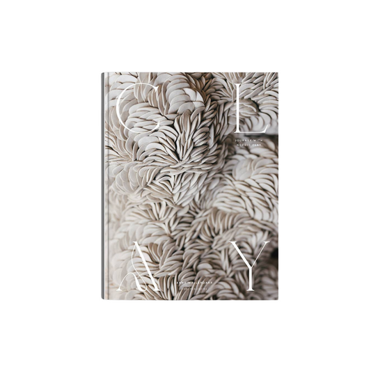 Table Book “CLAY – Journey with Nordic Clay”