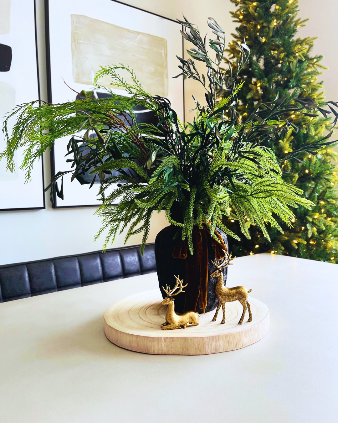 The Trendy - Terracota Black Vase - L