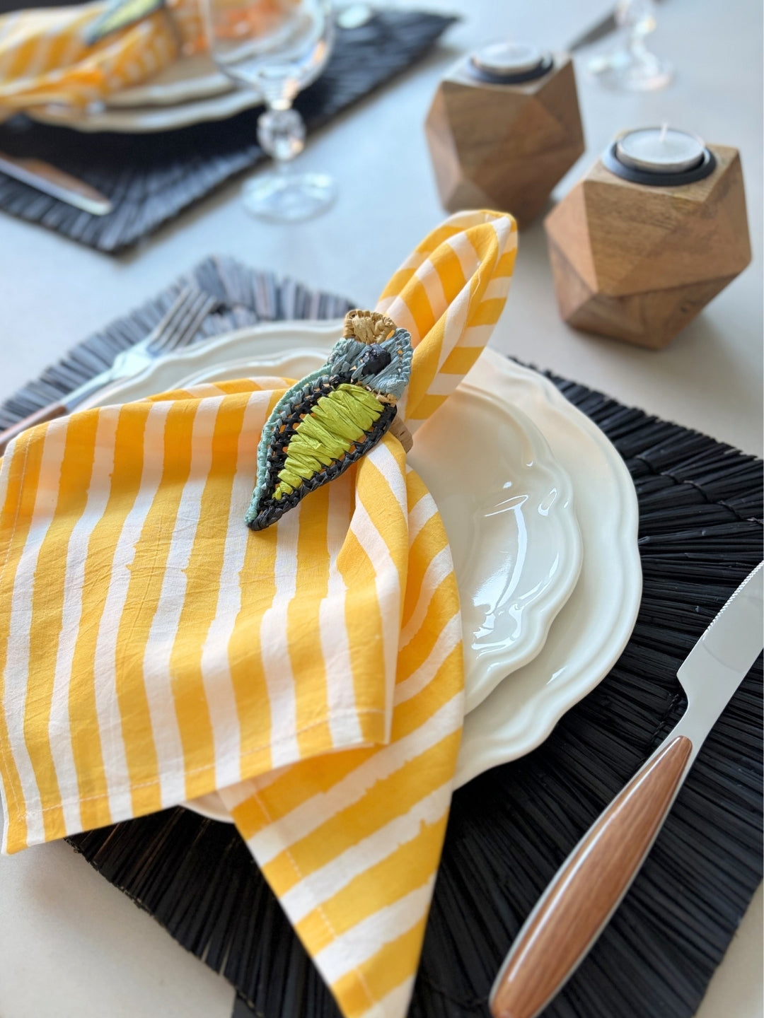 Handcrafted Parakeet Raffia Napkin Rings (Set of 2) | Tropical Artisan Table Decor