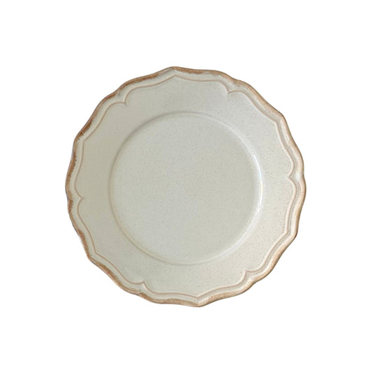 Beige stoneware dessert plate 22 cm with decorative scalloped edge