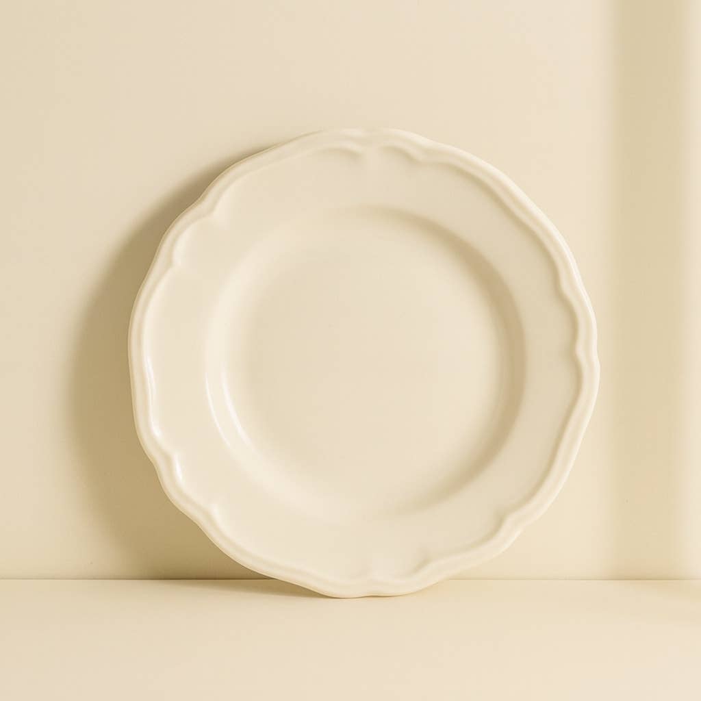 Complete set of 6 Charlotte 26cm white stoneware dinner plates, simple elegant design made in Turkey.