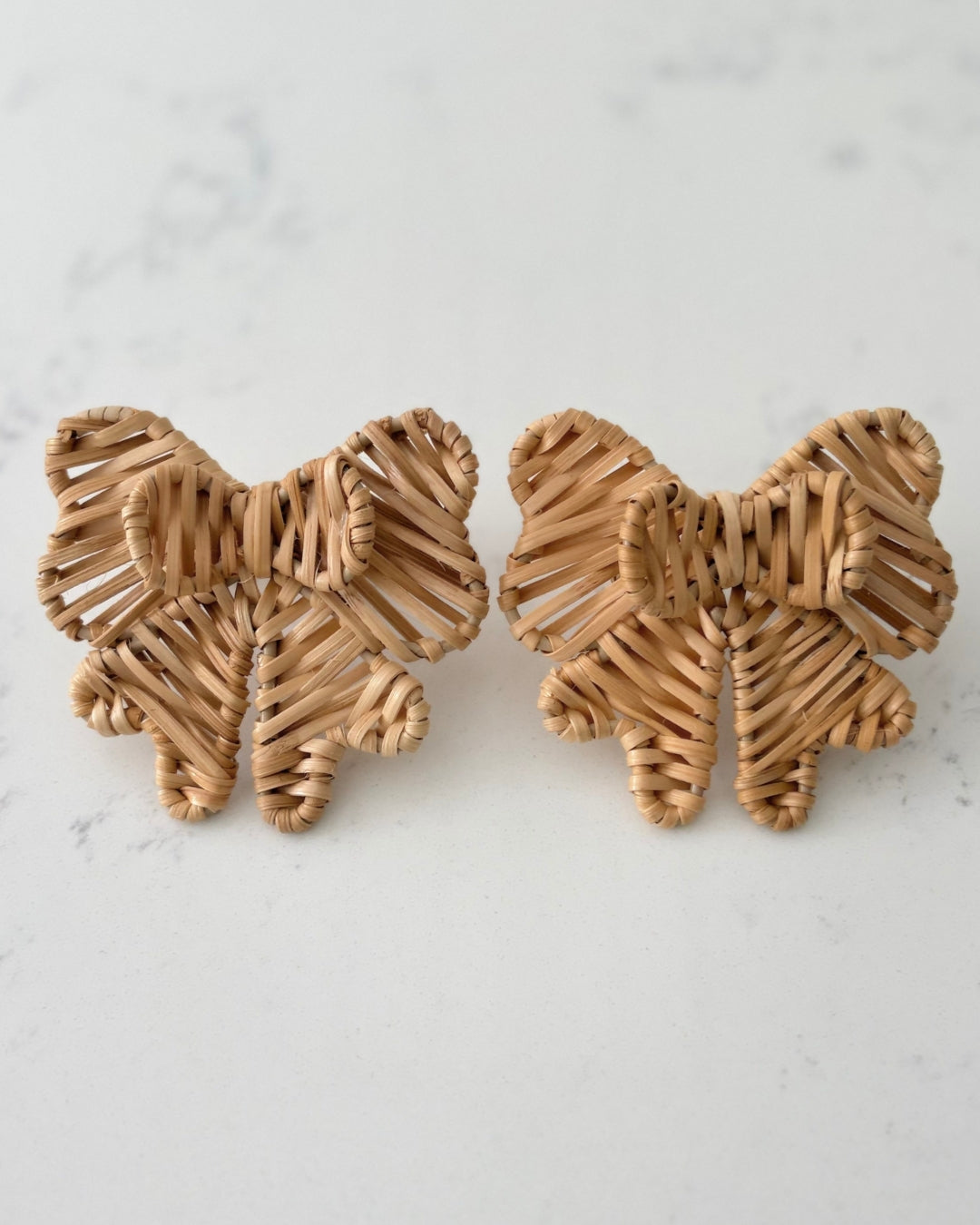 Set of 2 Double Bow Rattan Napkin Rings handcrafted in natural rattan