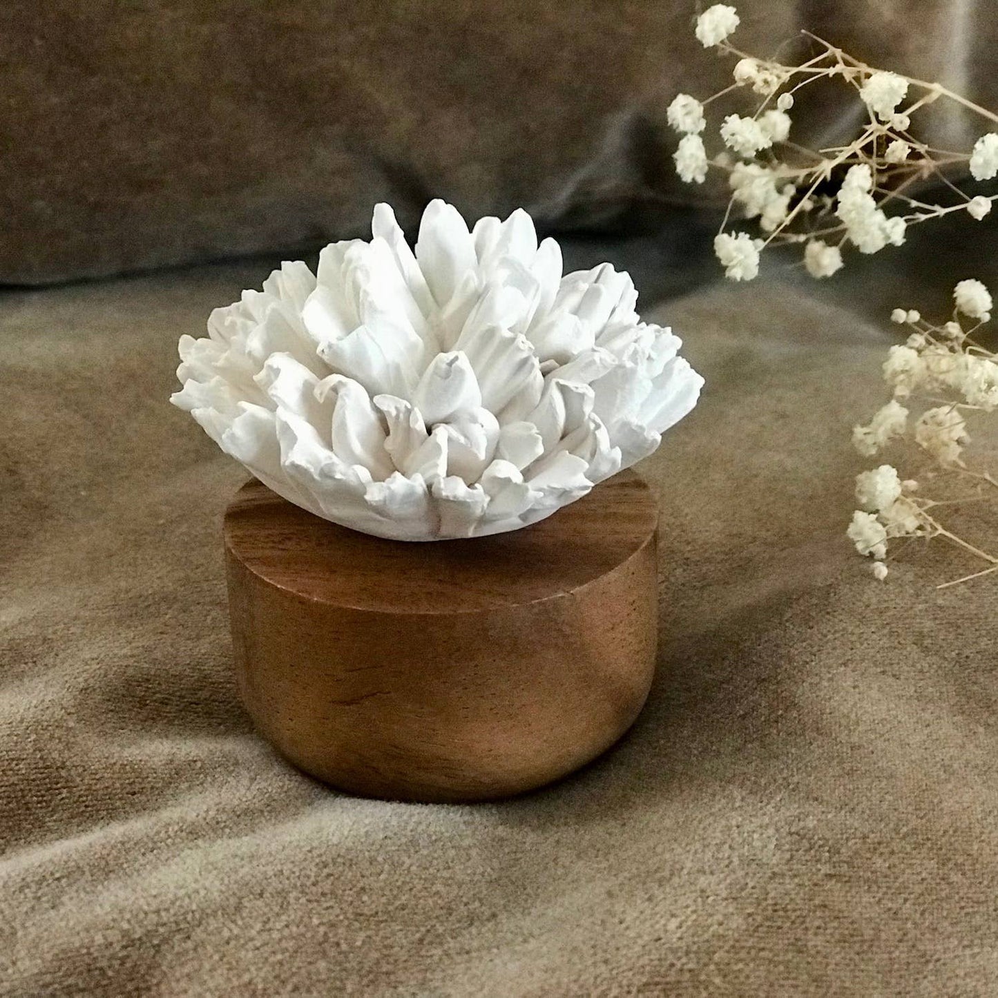 Porcelain Flower Carnation - Fragrance diffuser